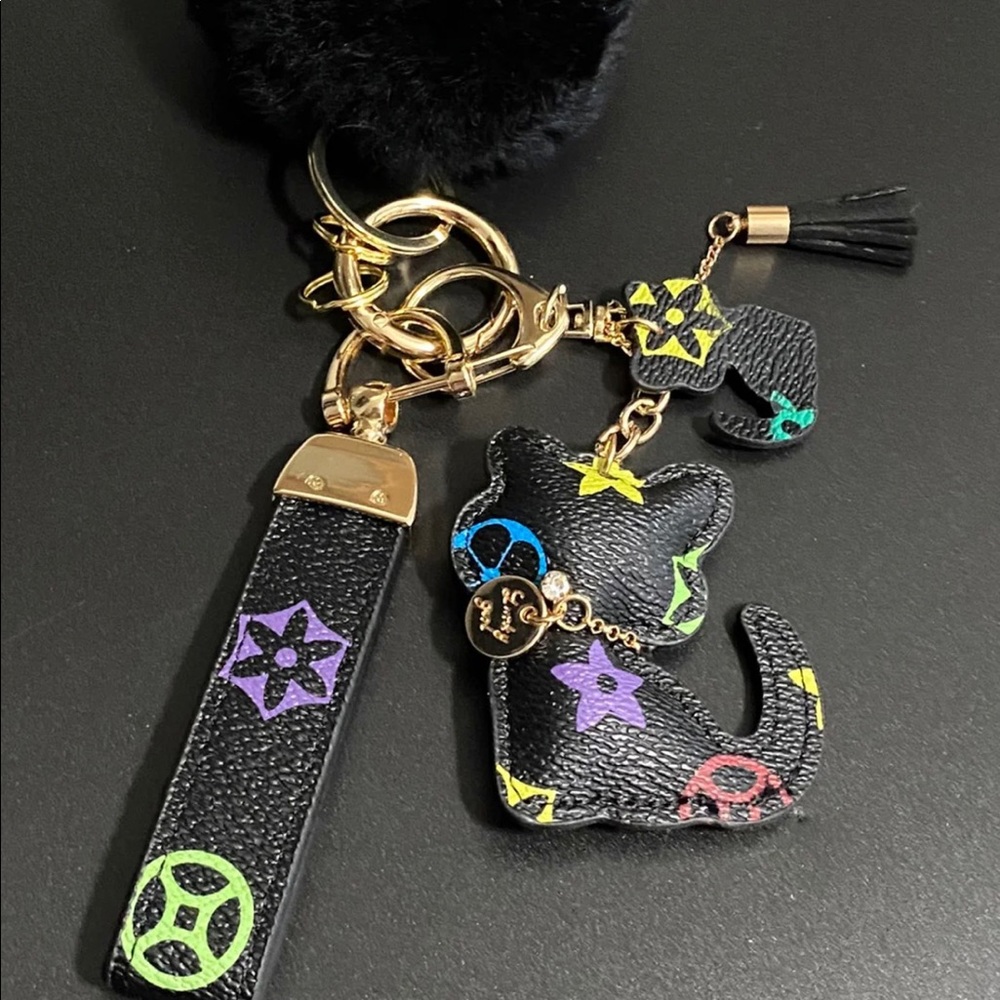 girly Keychain bag charm pom keychain